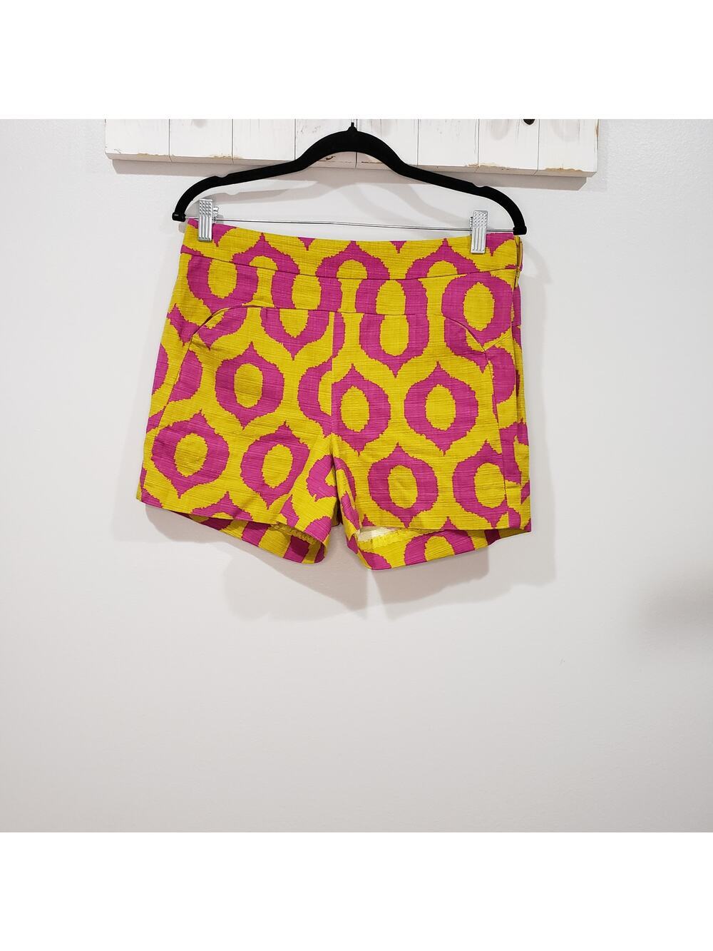 Anthro Cartonnier Pink Yellow Ikat Shorts Size 6